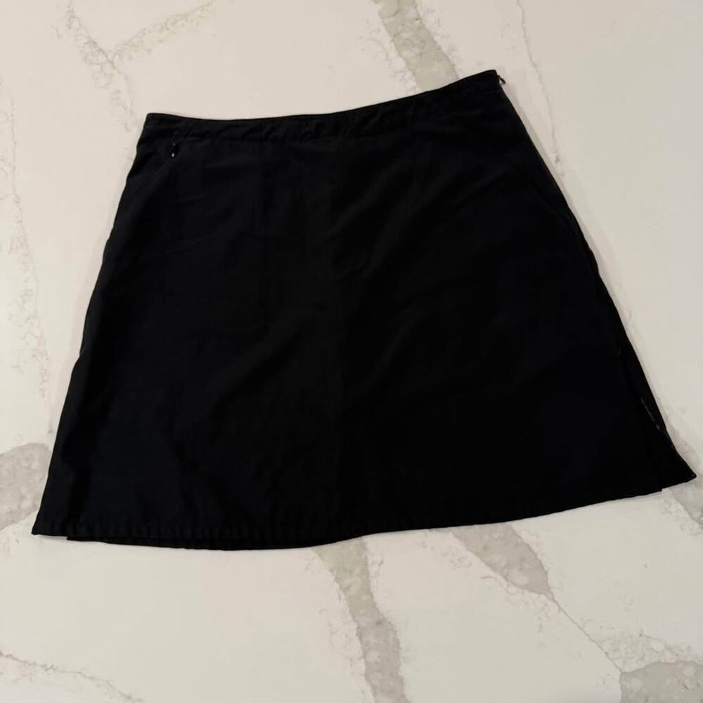 Patagonia Duway Athletic Skort Skirt Women’s Size 10 Black Side Zipper Gorpcore